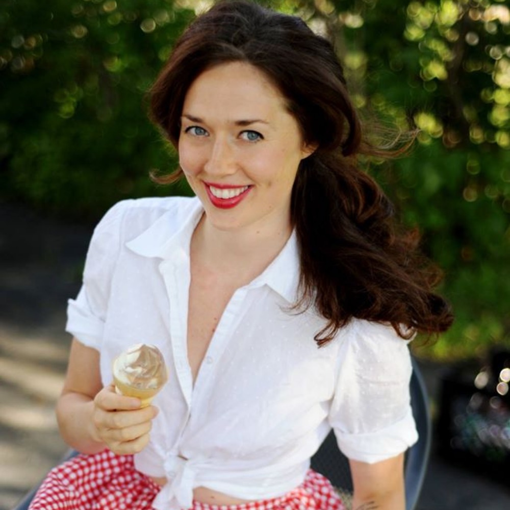 Meet your Posher, Jeni